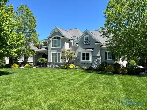 3683 Turtle Creek Dr, Perrysburg, OH 43551