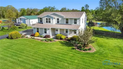 11913 W Michael Dr, Oak Harbor, OH 43449