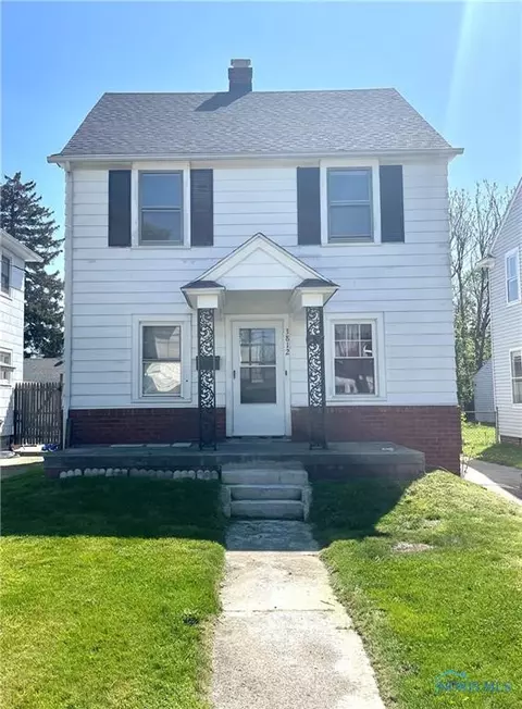 3812 Torrance Dr, Toledo, OH 43612