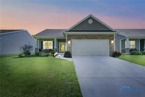 2108 Oakside Rd, Toledo, OH 43615