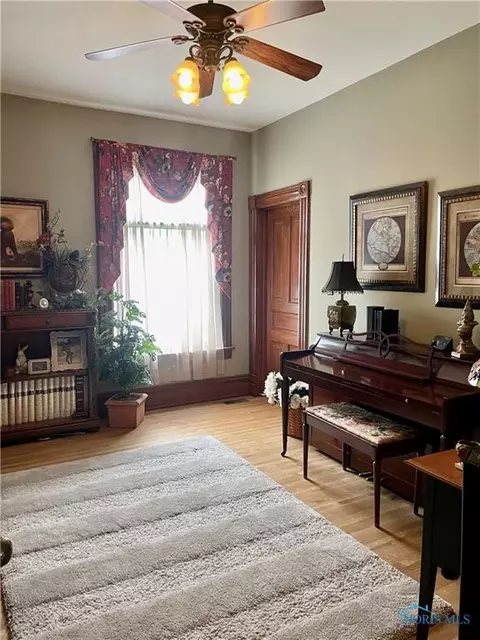 315 E High St, Bryan, OH 43506 photo 27