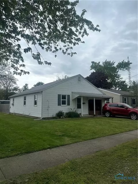 612 Davis St, Findlay, OH 45840