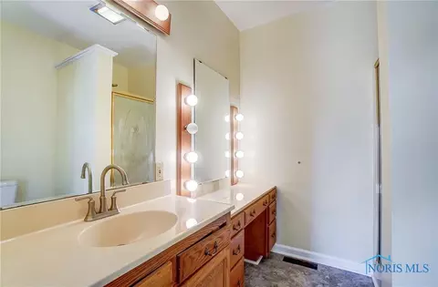 145 Covington Ave, Findlay, OH 45840 photo 23