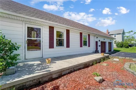 145 Covington Ave, Findlay, OH 45840 photo 2