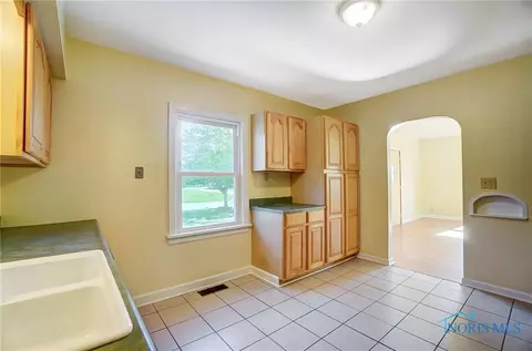 145 Covington Ave, Findlay, OH 45840 photo 15