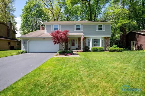 4539 Vicksburg Dr, Sylvania, OH 43560