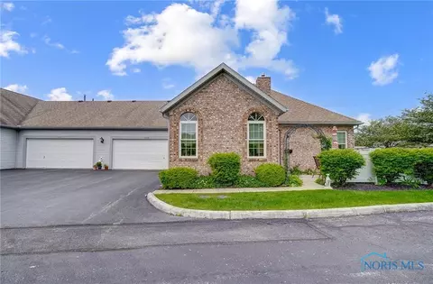 2234 Fox Run Cir #12-46, Findlay, OH 45840