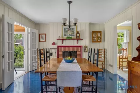 734 E Carisbrook Dr, Maumee, OH 43537 photo 8
