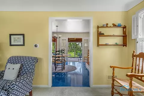734 E Carisbrook Dr, Maumee, OH 43537 photo 7