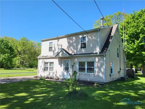 2453 Crissey Rd, Sylvania, OH 43560