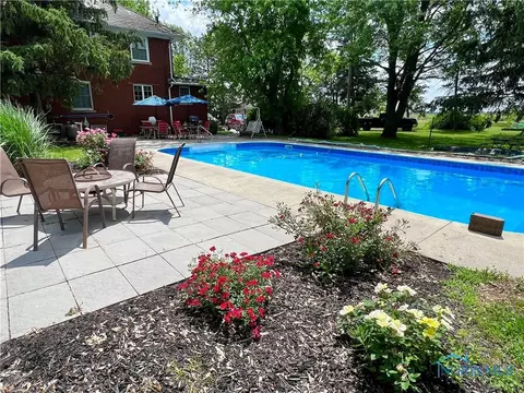 3201 Ayers Rd, Millbury, OH 43447 photo 4