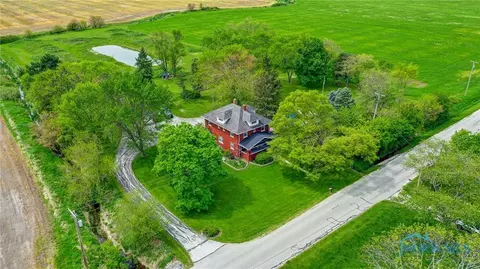 3201 Ayers Rd, Millbury, OH 43447