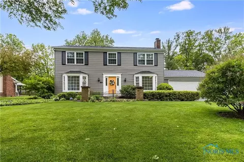 931 Bexley Dr, Perrysburg, OH 43551