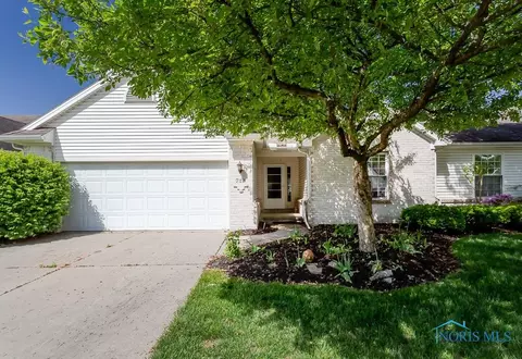 725 Satin Leaf Dr, Toledo, OH 43615