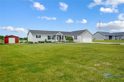 16682 King Rd, Bowling Green, OH 43402