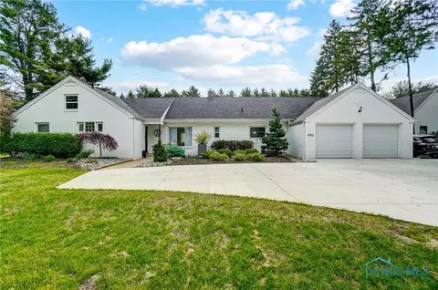 4902 King Rd, Sylvania, OH 43560