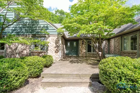 10125 Prov Neap Swan Rd, Grand Rapids, OH 43522