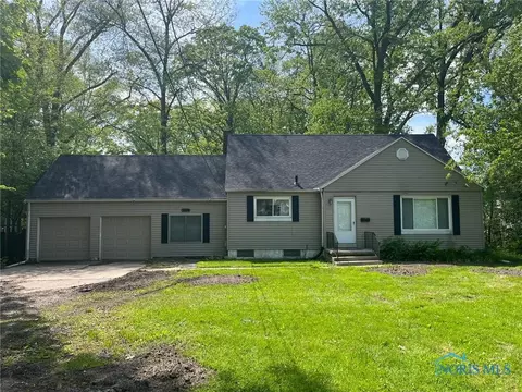 3824 S Detroit Ave, Toledo, OH 43614