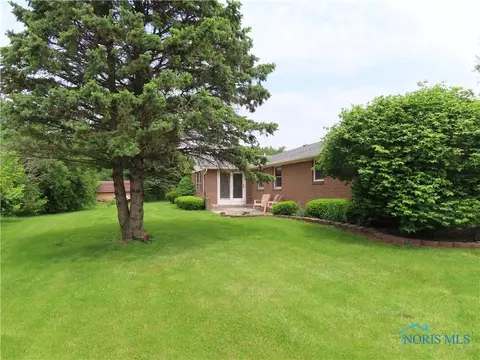 101 Franklin Dr, Bryan, OH 43506 photo 4
