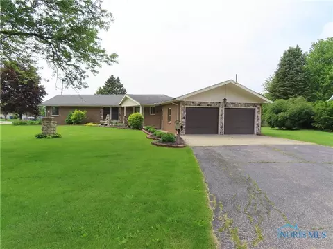 101 Franklin Dr, Bryan, OH 43506 photo 2
