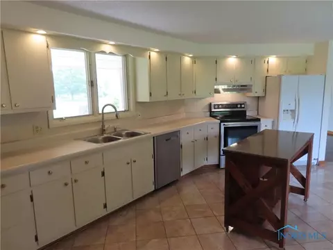 101 Franklin Dr, Bryan, OH 43506 photo 6