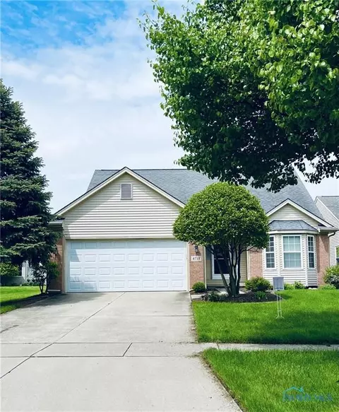 4718 Waterbury Ln, Maumee, OH 43537