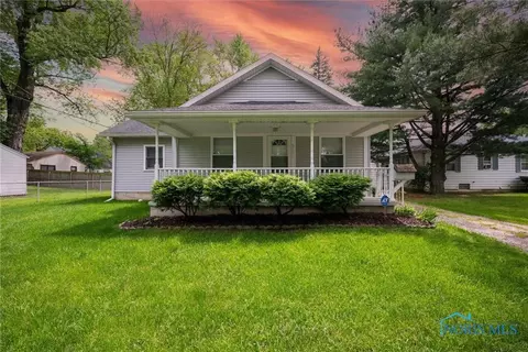 5151 Fleet Rd, Toledo, OH 43615