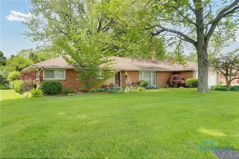 3358 Winston Blvd, Toledo, OH 43614