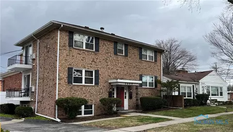 3119 Tremainsville Rd, Toledo, OH 43613