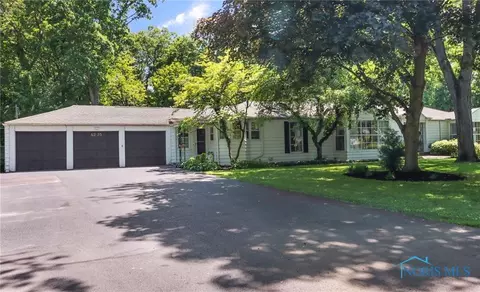 4235 Deepwood Ln, Toledo, OH 43614