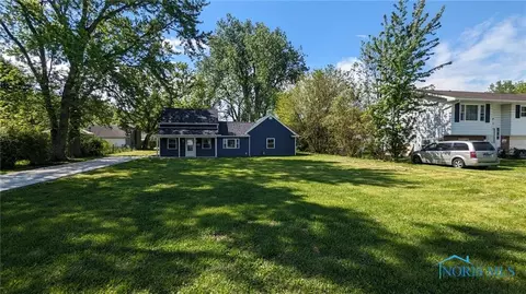 5527 Morrow Rd, Toledo, OH 43615