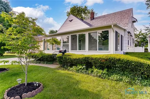 2922 117th St, Toledo, OH 43611