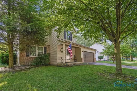 3416 Indian Trail Ln, Toledo, OH 43617