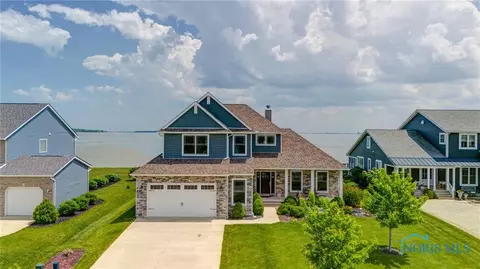 2753 S Waterside Ct, Lakeside Marblehead, OH 43440