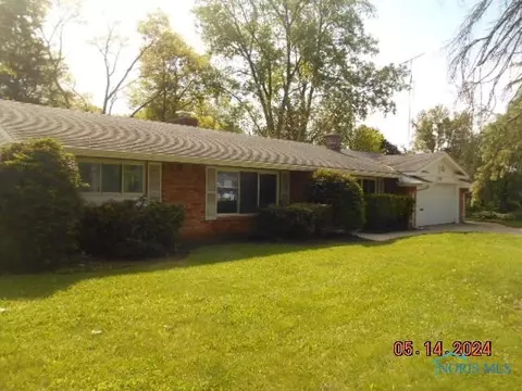 2536 Amara Dr, Toledo, OH 43615