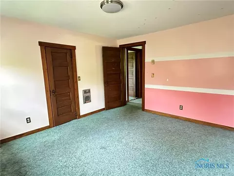 327 S Main, West Unity, OH 43570 photo 17