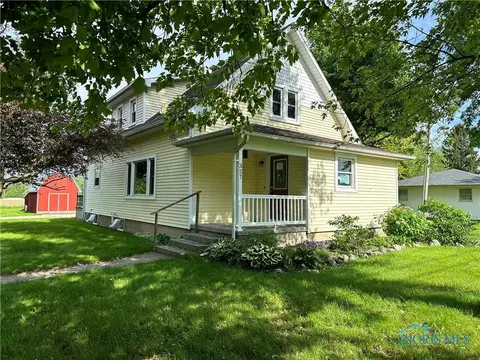 327 S Main, West Unity, OH 43570