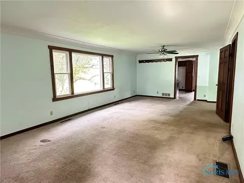 327 S Main, West Unity, OH 43570 photo 7
