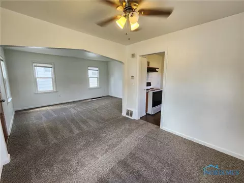 701 Marmion Ave, Toledo, OH 43607 photo 5