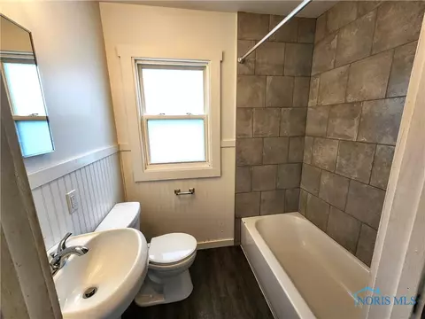 701 Marmion Ave, Toledo, OH 43607 photo 10