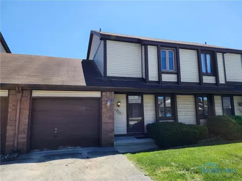 2554 Plum Leaf Ln #2554, Toledo, OH 43614
