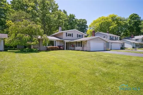 1838 Cherrylawn Dr, Toledo, OH 43614