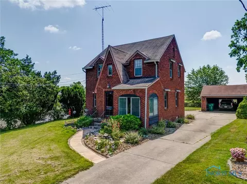 983 Dixie Hwy, Rossford, OH 43460