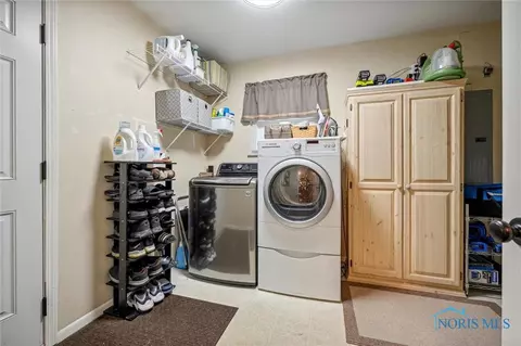 1708 Christopher Ln, Maumee, OH 43537 photo 35