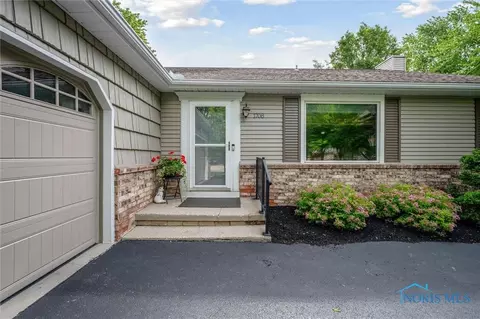 1708 Christopher Ln, Maumee, OH 43537 photo 4