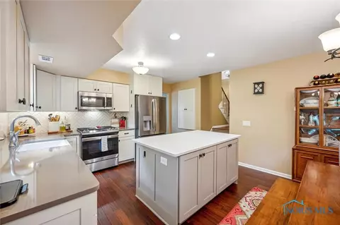 1708 Christopher Ln, Maumee, OH 43537 photo 18