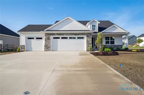 7553 Peppergrass Xing, Maumee, OH 43537