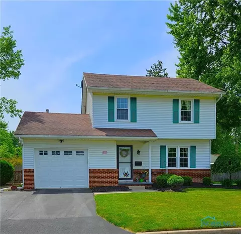 7038 Brint Rd, Sylvania, OH 43560