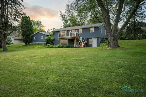 5168 Rainbow Dr, Delta, OH 43515