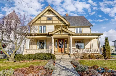 422 W Findlay St, Carey, OH 43316